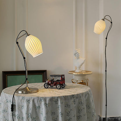 Ceramic Ribbed Table Lamp - Adjustable Brightness & Modern Design