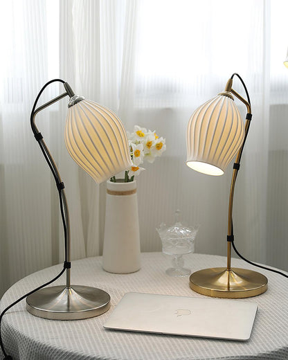 Ceramic Ribbed Table Lamp - Adjustable Brightness & Modern Design