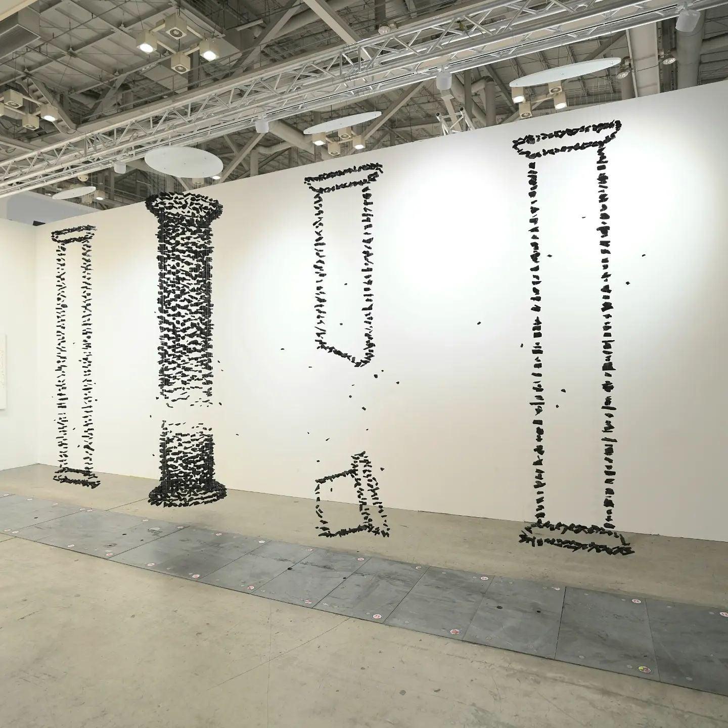 Elegant Black Stone Chandeliers - Adjustable Height, Energy Efficient