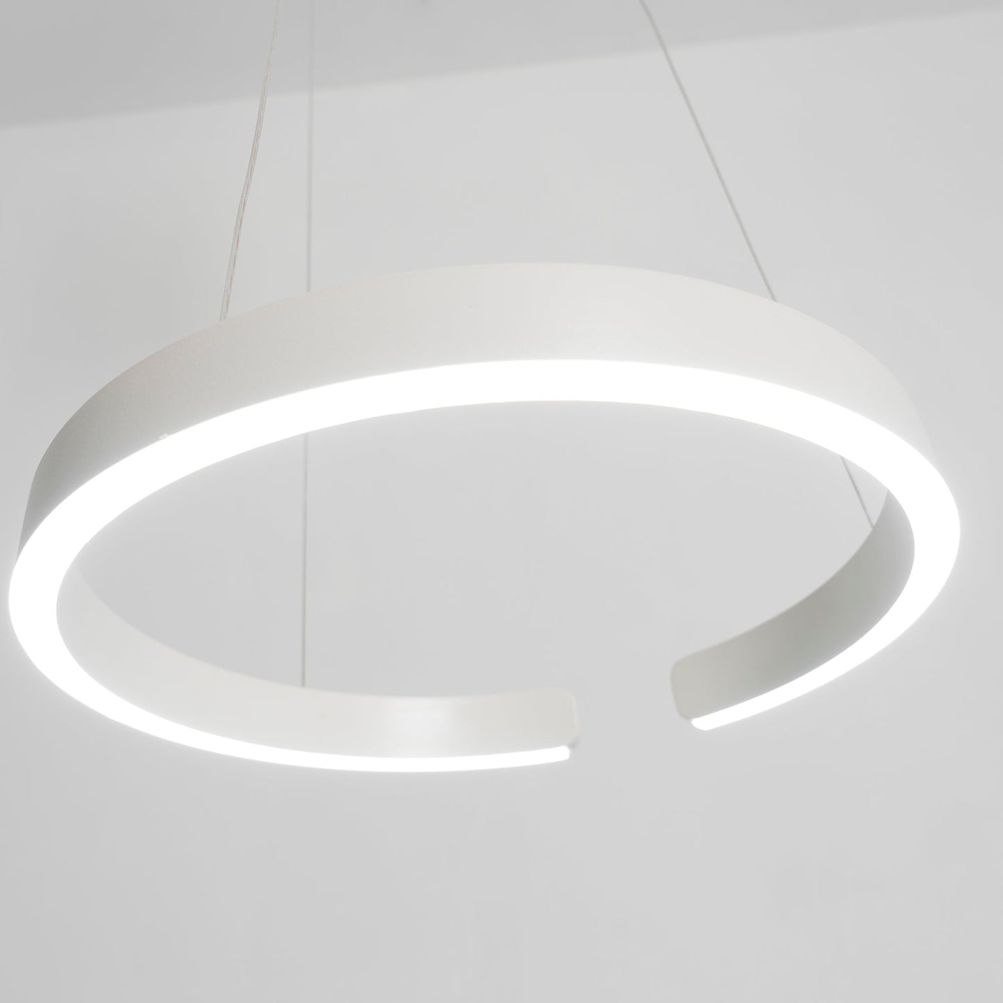 Modern Circular Chandelier - Adjustable LED Lighting & Dimmable Featur