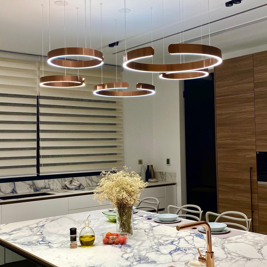 Modern Circular Chandelier - Adjustable LED Lighting & Dimmable Featur