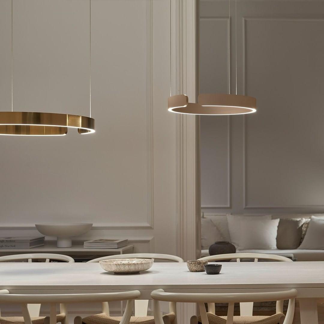 Modern Circular Chandelier - Adjustable LED Lighting & Dimmable Featur