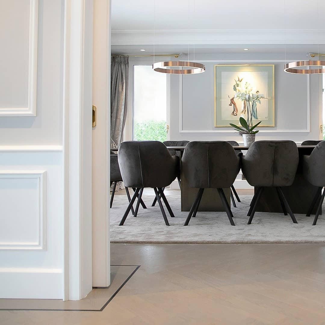 Modern Circular Chandelier - Adjustable LED Lighting & Dimmable Featur