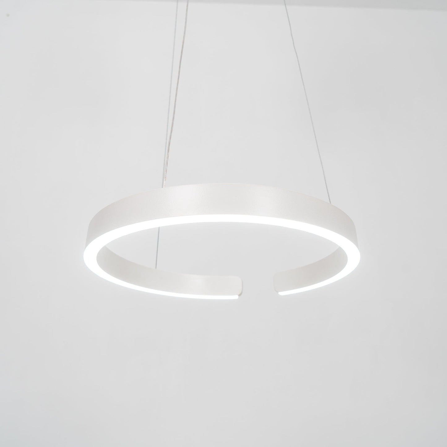 Modern Circular Chandelier - Adjustable LED Lighting & Dimmable Featur