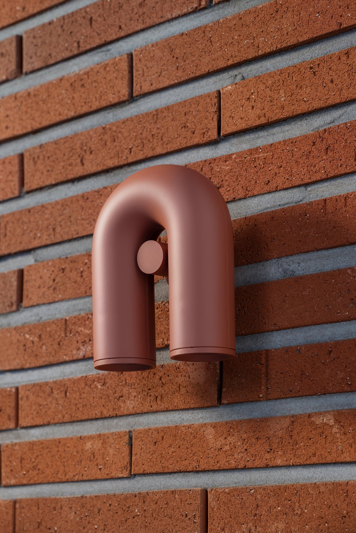 Cirkus Wall Lamp - Adjustable Brightness, Modern Design for Home Decor