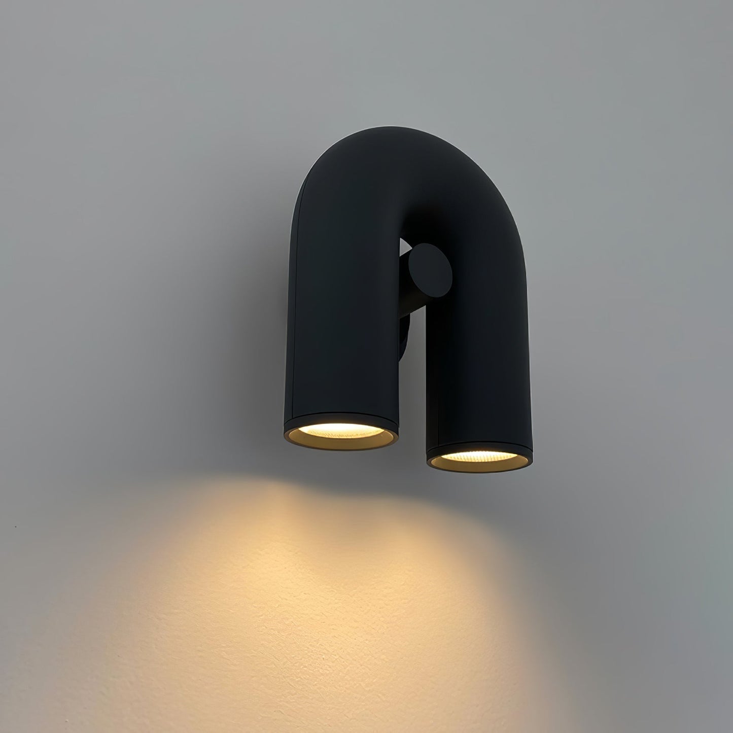 Cirkus Wall Lamp - Adjustable Brightness, Modern Design for Home Decor