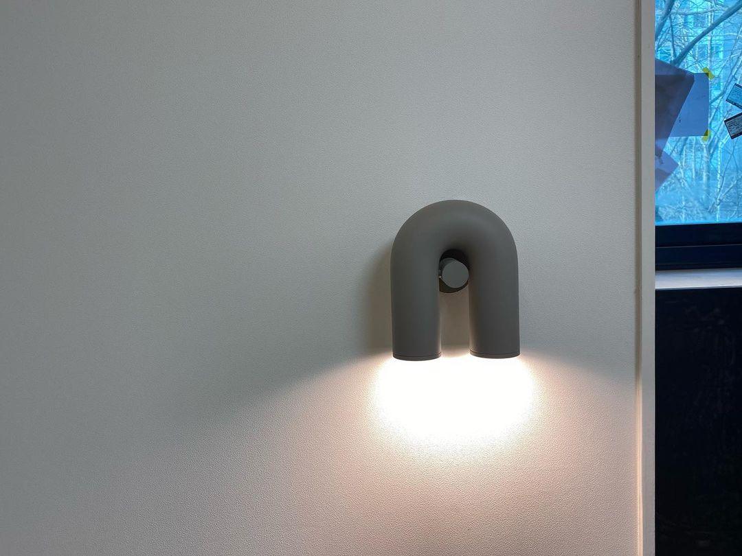 Cirkus Wall Lamp - Adjustable Brightness, Modern Design for Home Decor