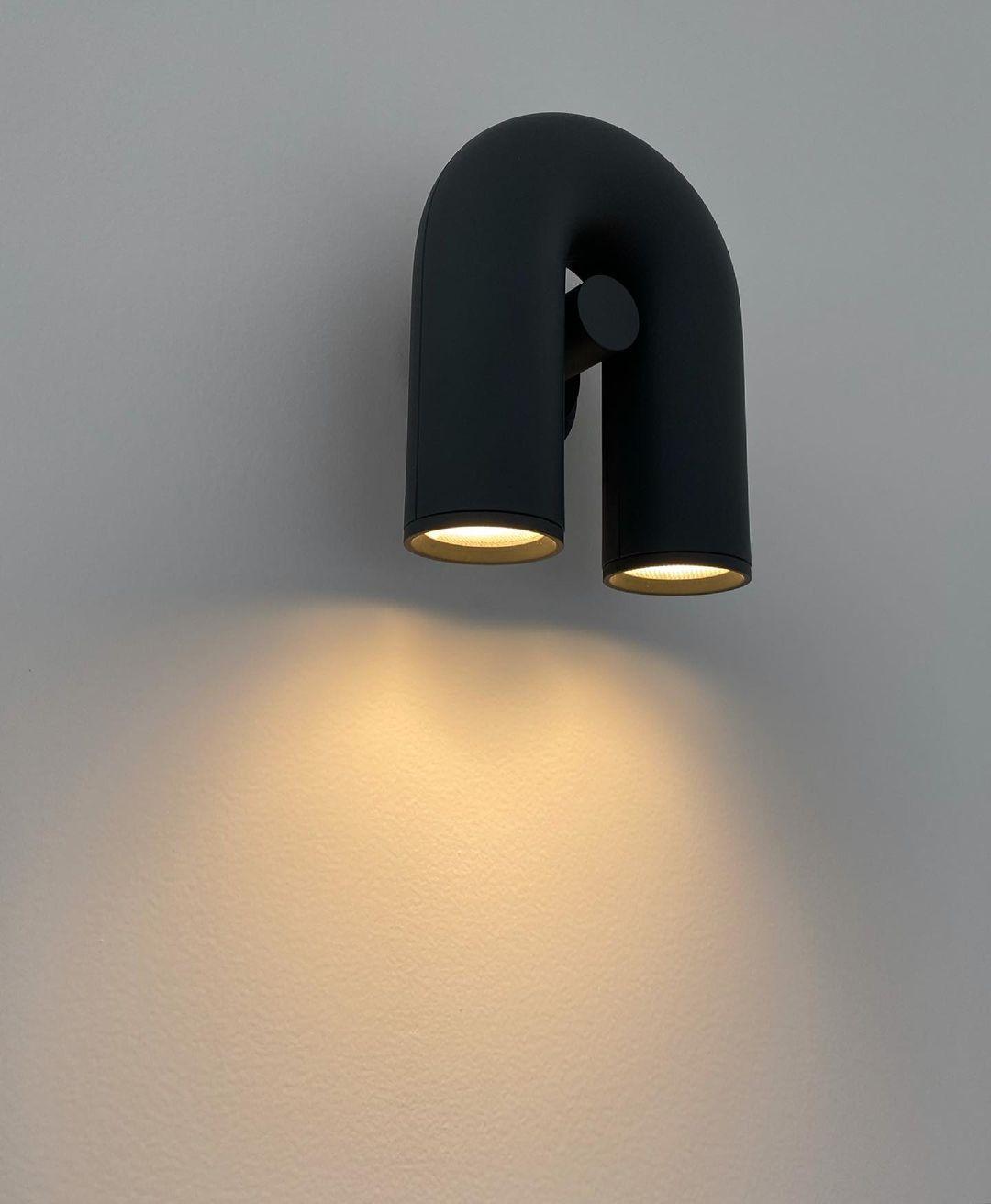 Cirkus Wall Lamp - Adjustable Brightness, Modern Design for Home Decor