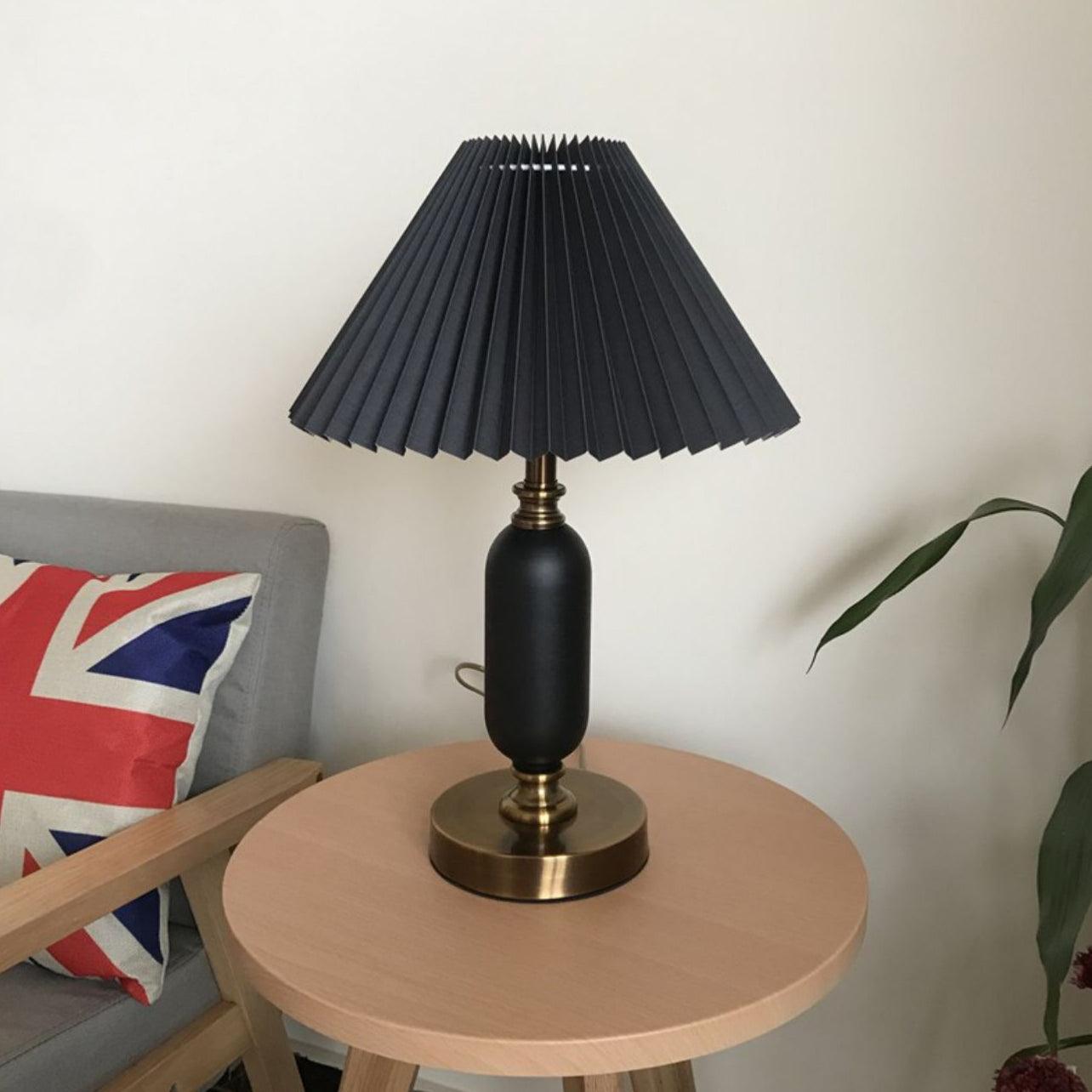 Elegant Classic Antique Table Lamp with Adjustable Brightness & Decora