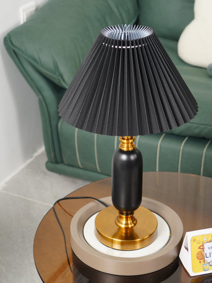 Elegant Classic Antique Table Lamp with Adjustable Brightness & Decora
