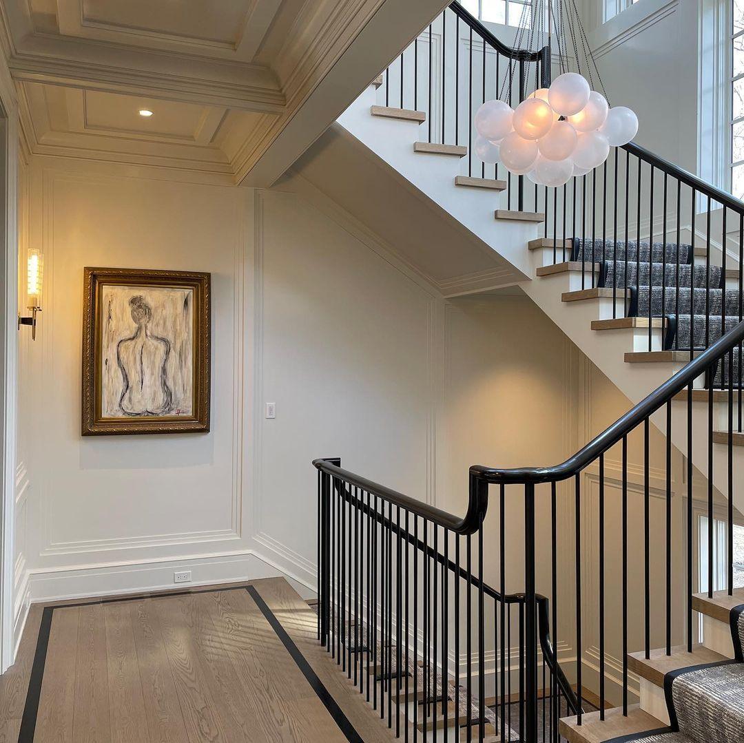 Modern Bubble Chandelier - Elegant Design with Adjustable Height & LED