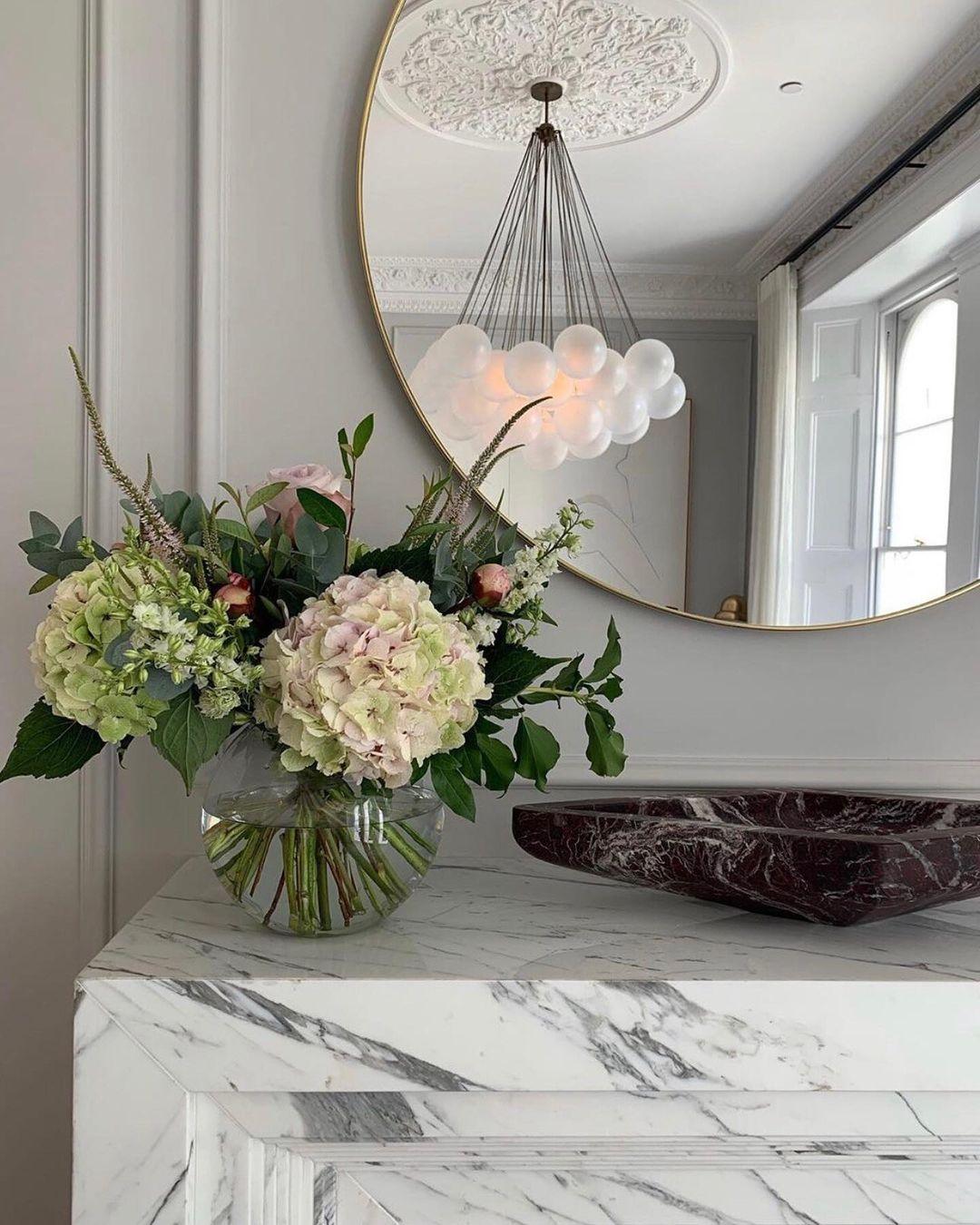 Modern Bubble Chandelier - Elegant Design with Adjustable Height & LED