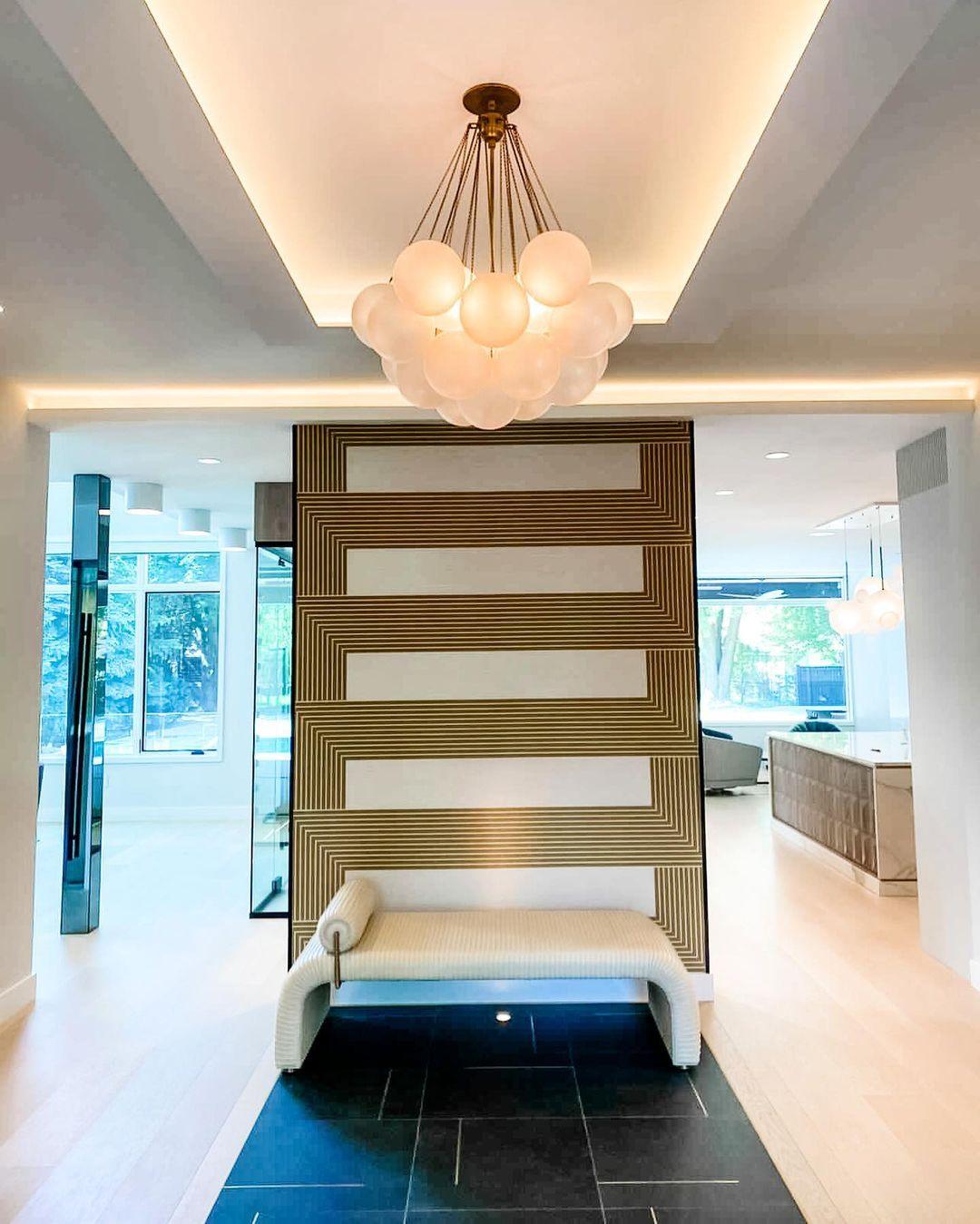 Modern Bubble Chandelier - Elegant Design with Adjustable Height & LED