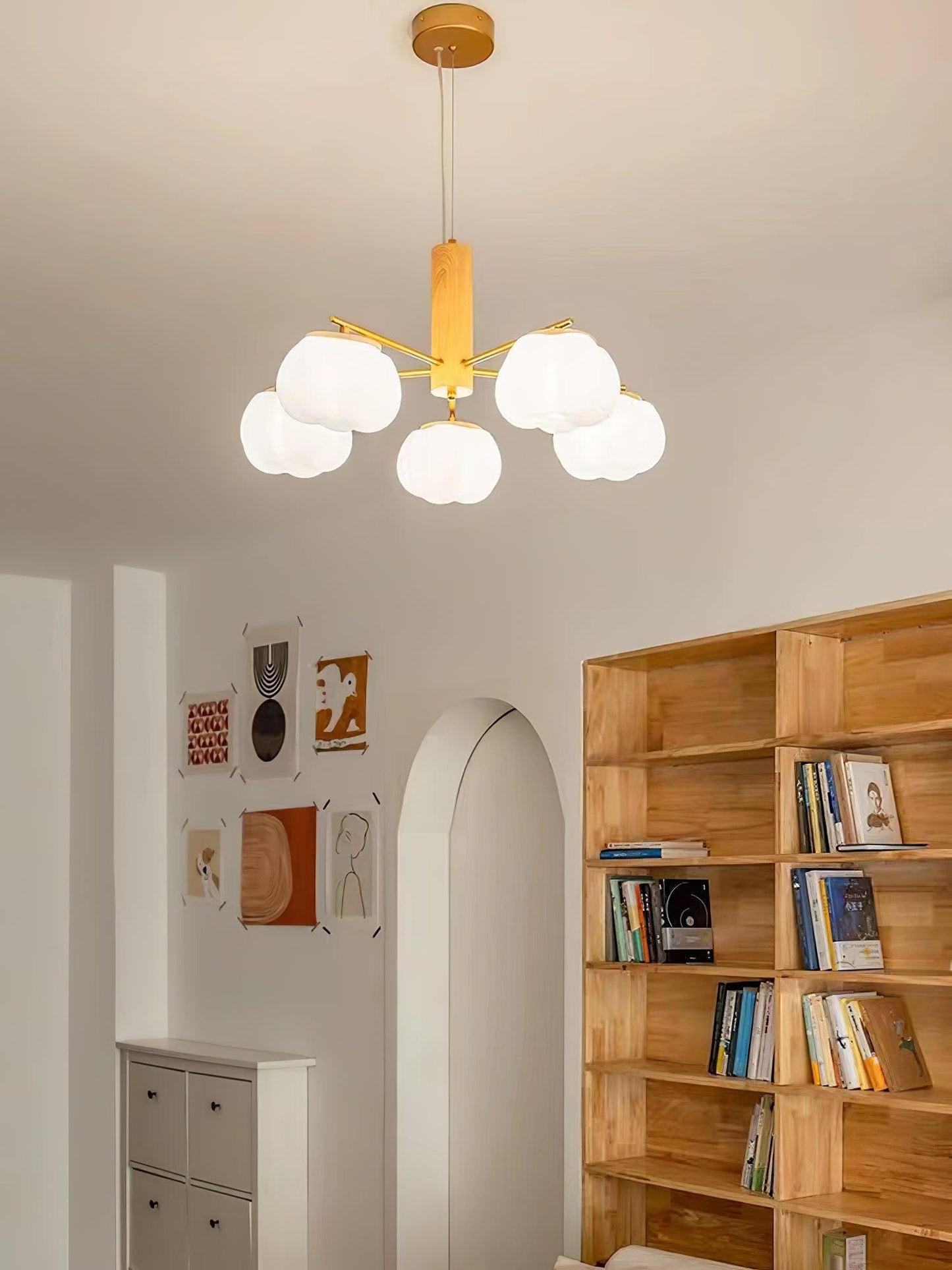 Elegant Cotton Balls Chandelier - Soft Glow & Adjustable Height