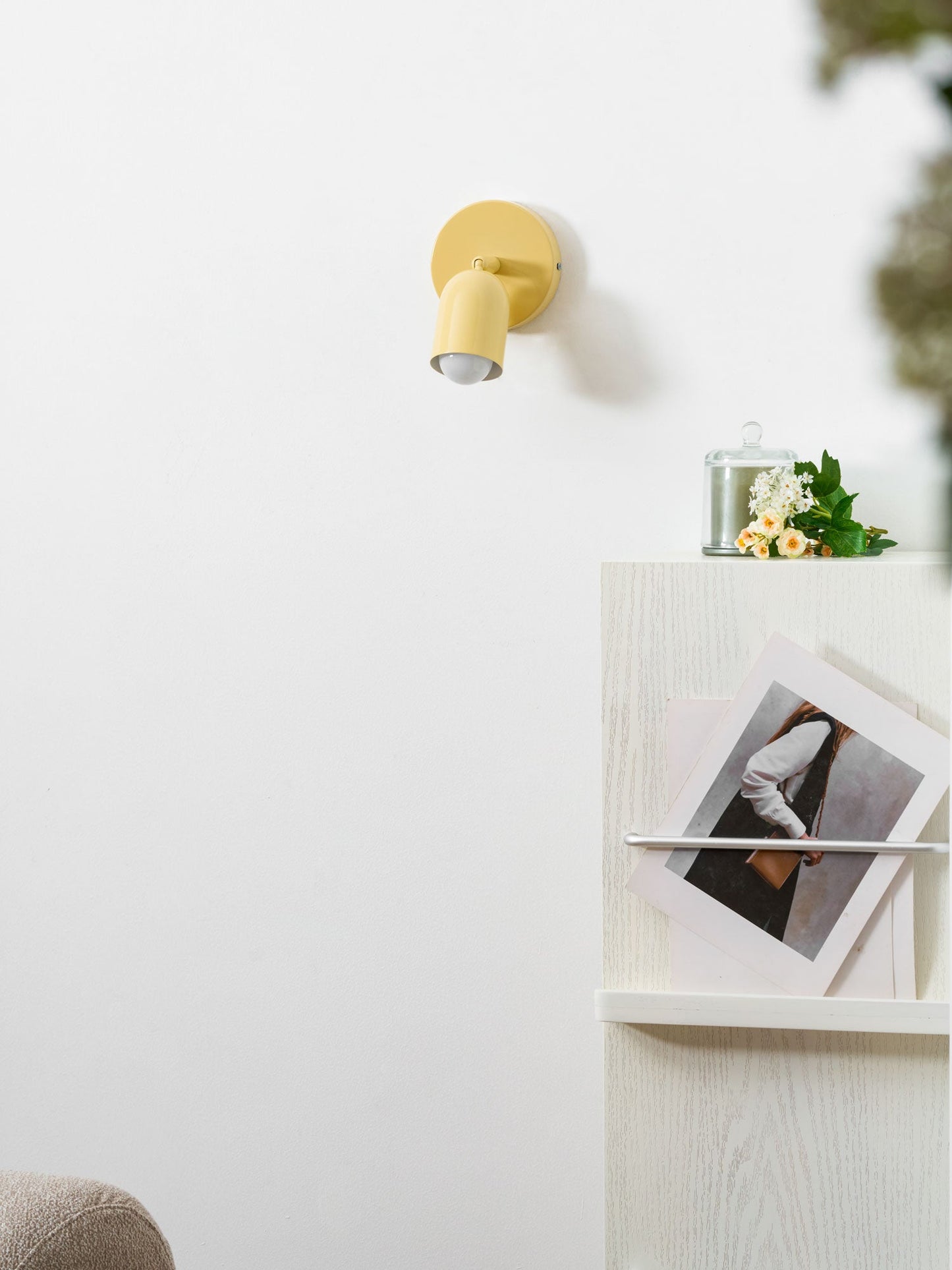 Couleur Adjustable Wall Lamp - Dimmable, Rotatable Design for Versatil