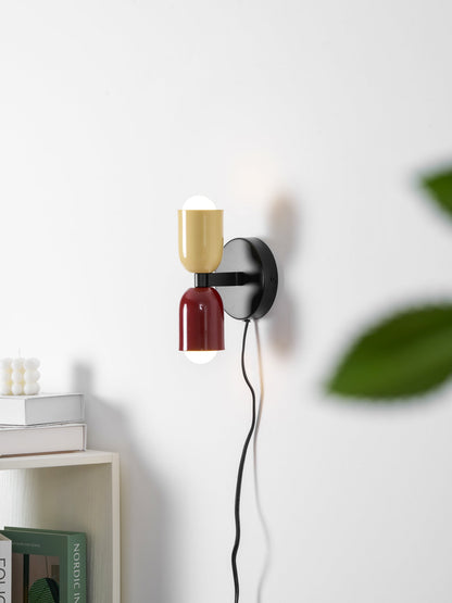 Couleur Double Plug-In Wall Lamp with Adjustable Brightness and Modern