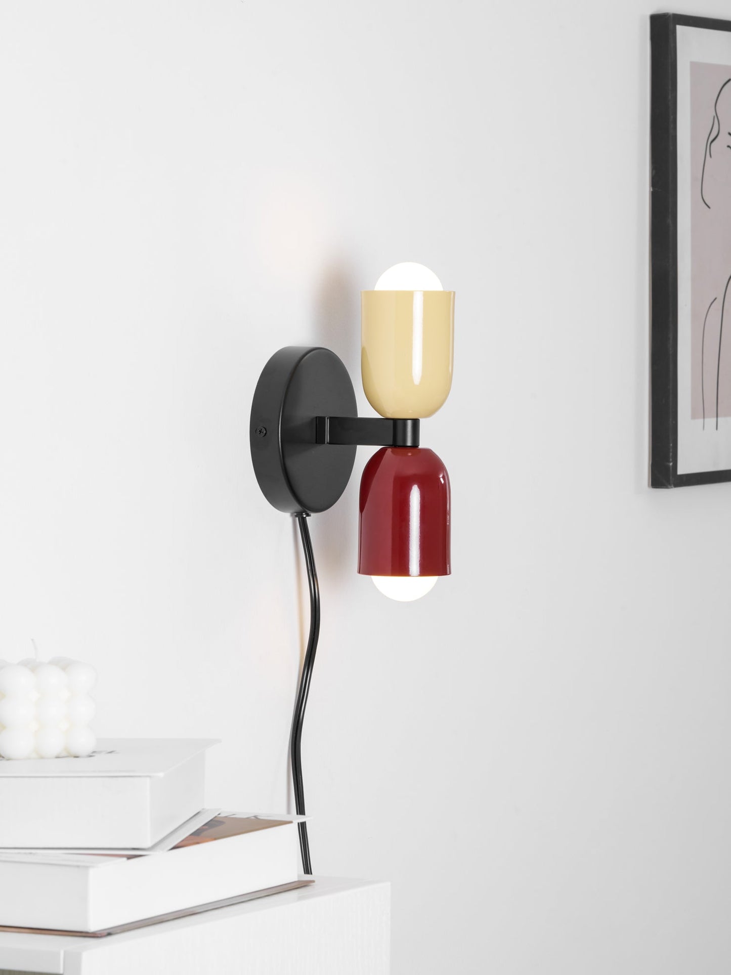 Couleur Double Plug-In Wall Lamp with Adjustable Brightness and Modern