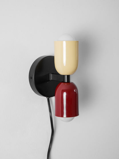 Couleur Double Plug-In Wall Lamp with Adjustable Brightness and Modern
