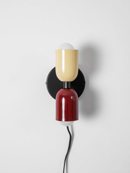 Couleur Double Plug-In Wall Lamp with Adjustable Brightness and Modern