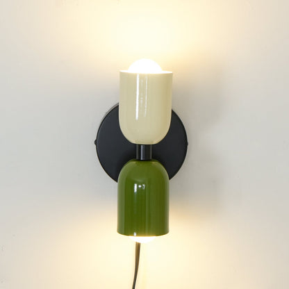 Couleur Double Plug-In Wall Lamp with Adjustable Brightness and Modern
