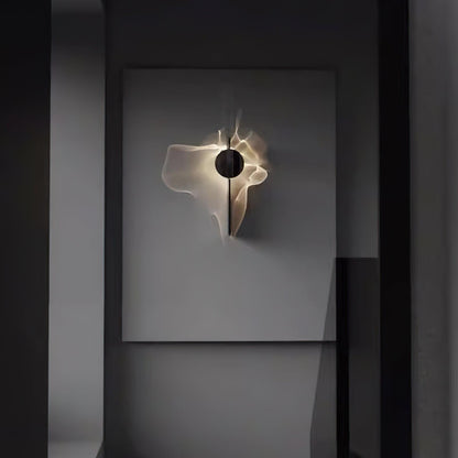 Kinetic Shadow Wall Lamp - Adjustable Lighting & Dynamic Shadow Effect