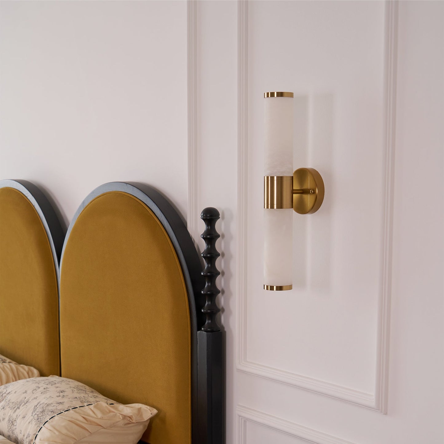 Alabaster Wall Lamp - Elegant Design with Soft Glow & Adjustable Angle