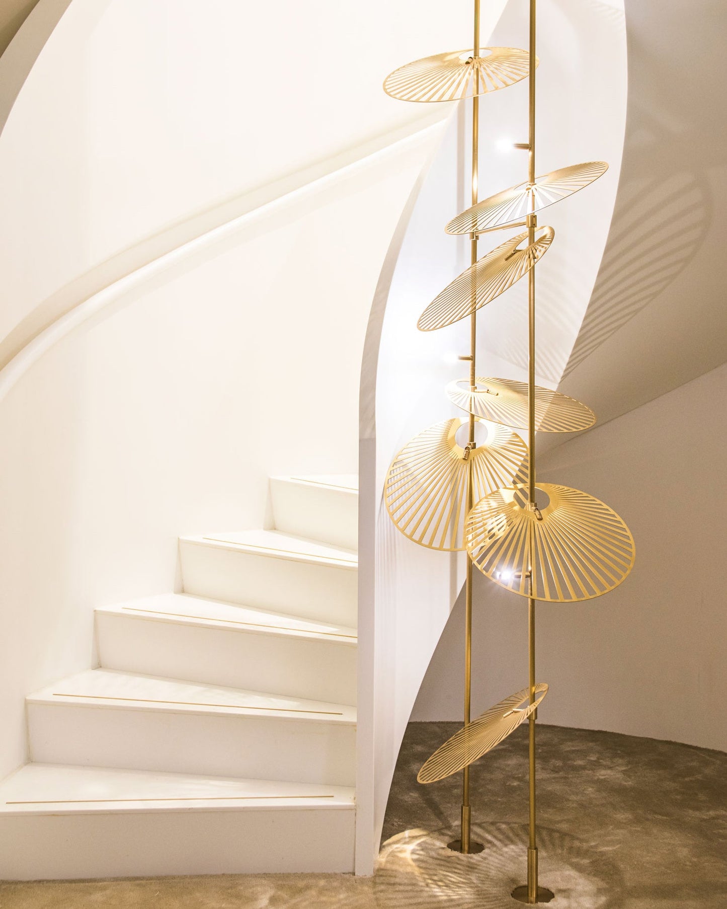 Cattail Leaf Chandelier - Elegant Design with Adjustable Height & Warm
