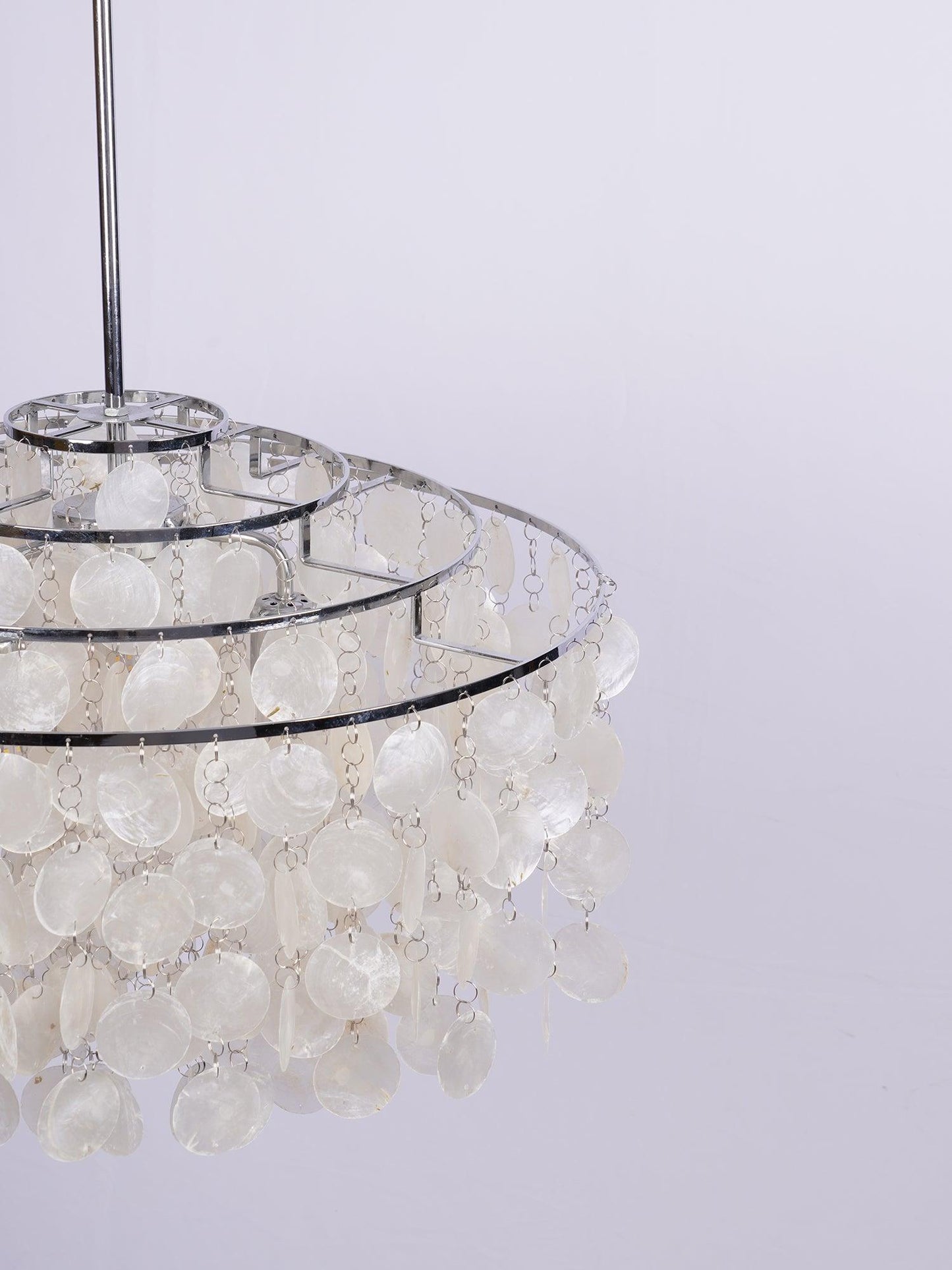 Elegant Round Shell Chandelier with Adjustable Height & Soft Lighting