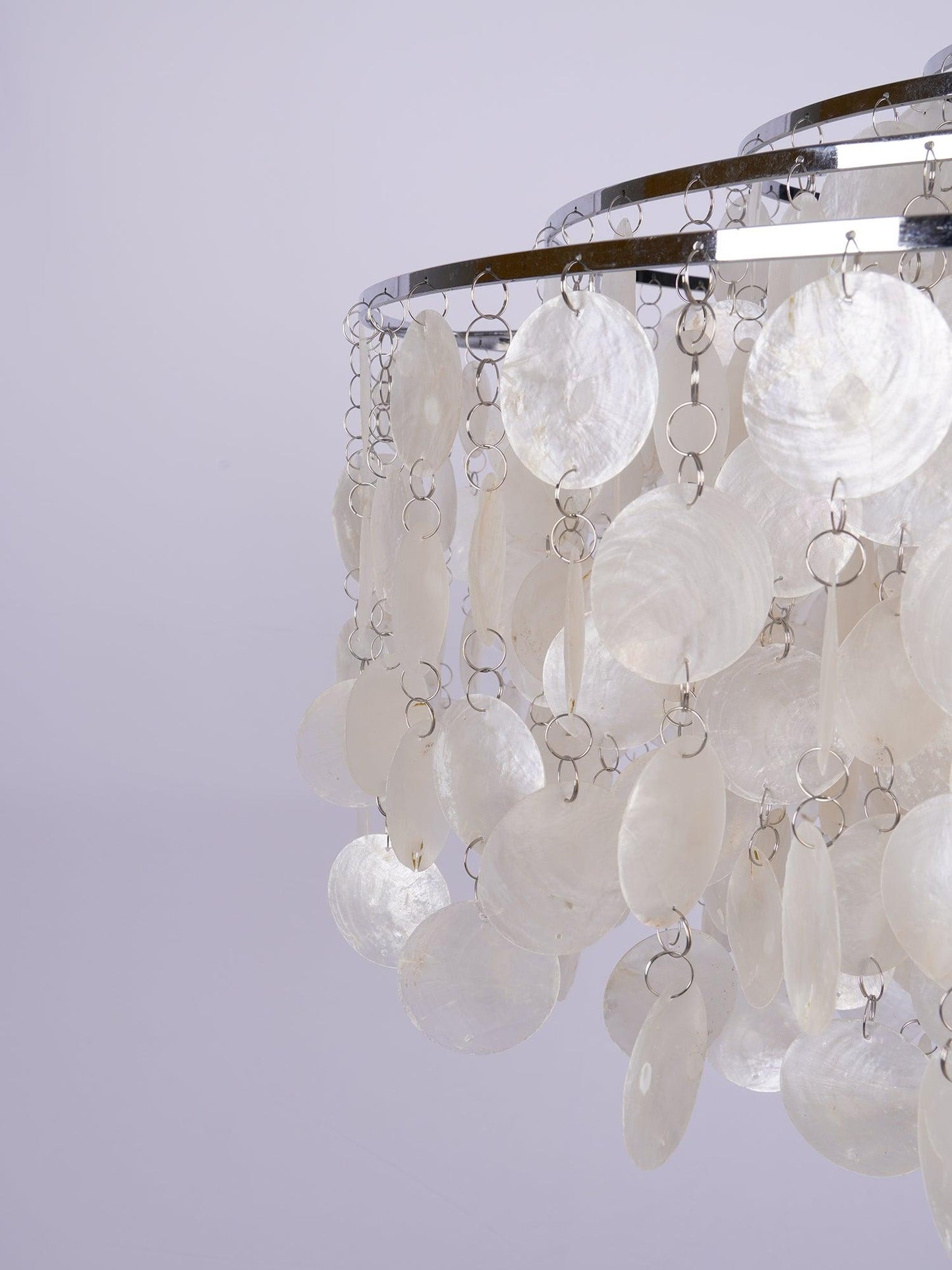 Elegant Round Shell Chandelier with Adjustable Height & Soft Lighting