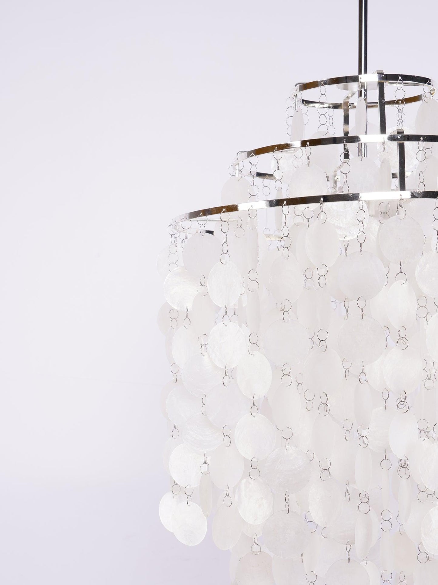 Elegant Round Shell Chandelier with Adjustable Height & Soft Lighting