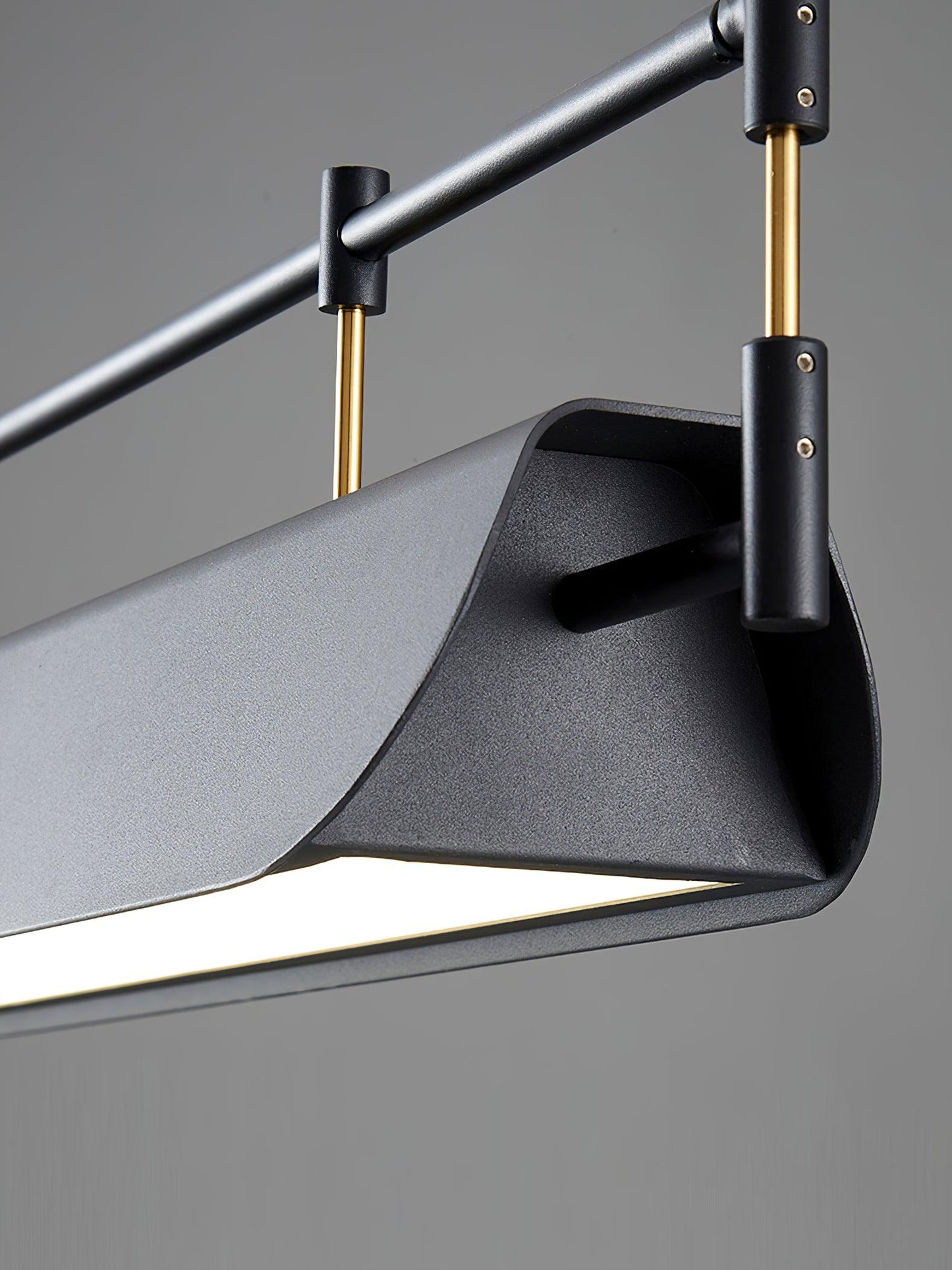 Elegant Dessau Chandelier - Modern Design with Adjustable Brightness