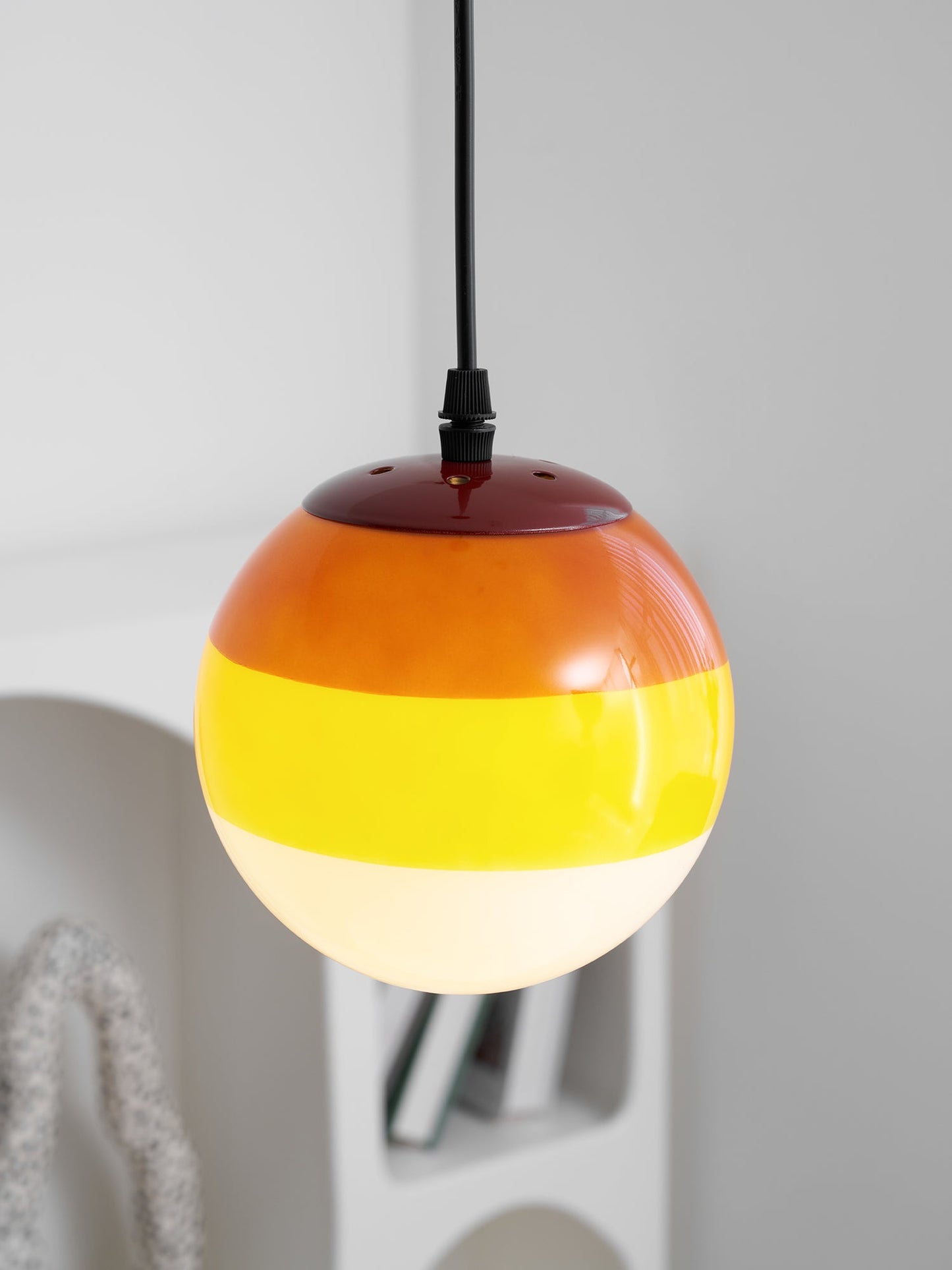 Modern Dipping Pendant Light - Adjustable Height, Energy Efficient Des