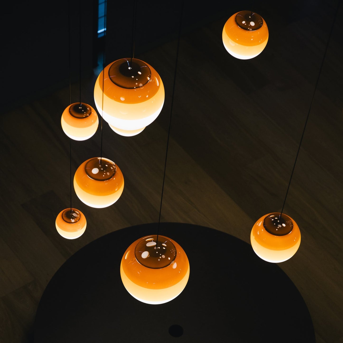 Modern Dipping Pendant Light - Adjustable Height, Energy Efficient Des