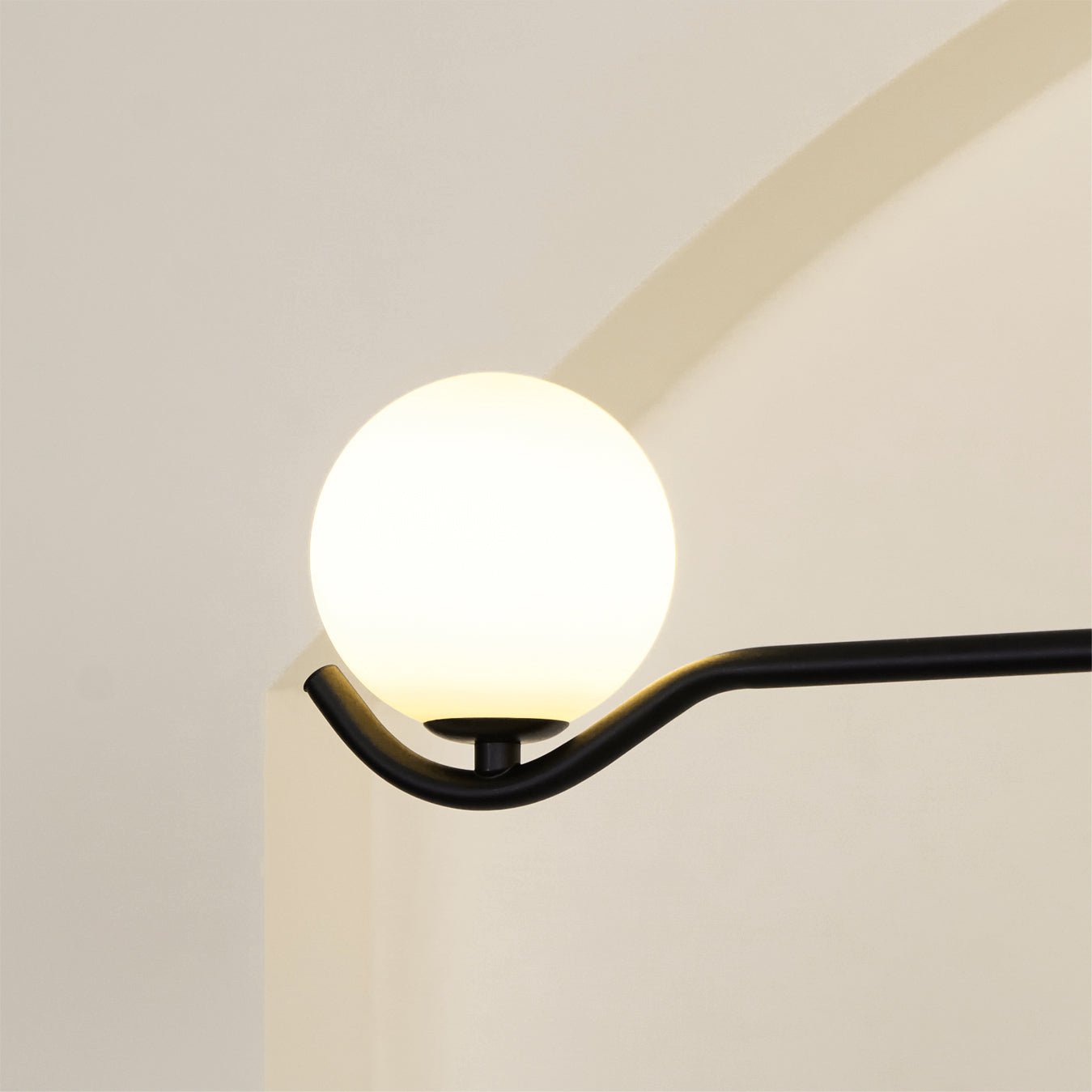 Doris Chandelier - Elegant Lighting Fixture with Adjustable Brightness