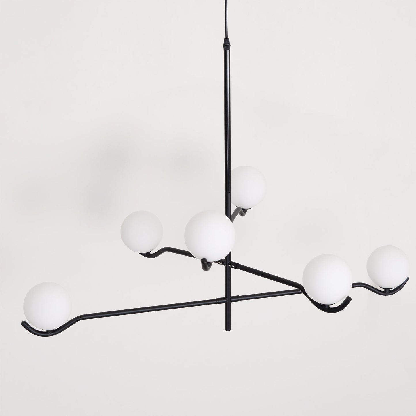Doris Chandelier - Elegant Lighting Fixture with Adjustable Brightness