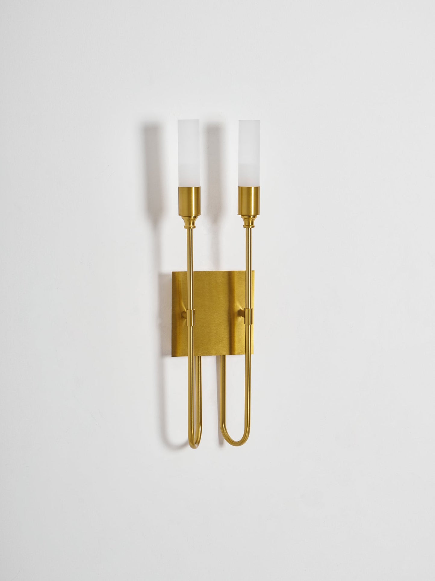 Double Arrow Wall Sconce - Adjustable Lighting & Modern Design