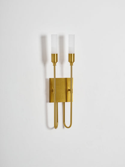 Double Arrow Wall Sconce - Adjustable Lighting & Modern Design