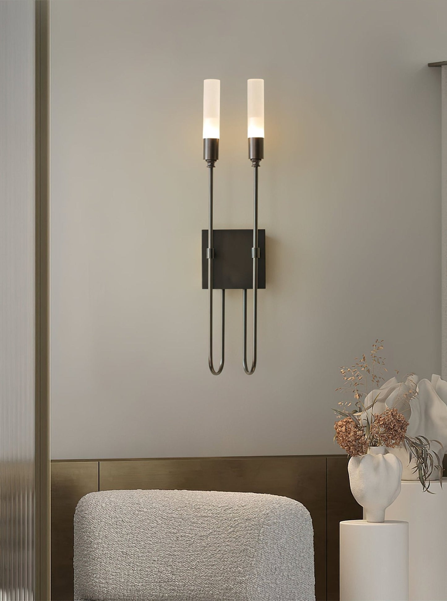 Double Arrow Wall Sconce - Adjustable Lighting & Modern Design