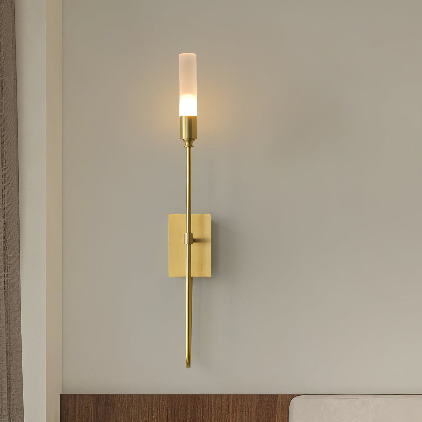 Double Arrow Wall Sconce - Adjustable Lighting & Modern Design