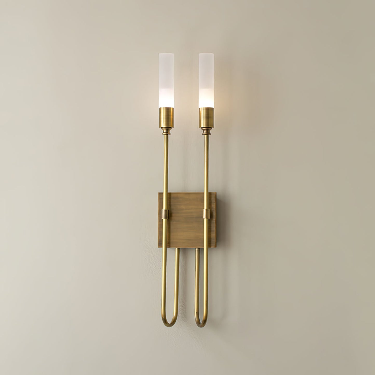Double Arrow Wall Sconce - Adjustable Lighting & Modern Design