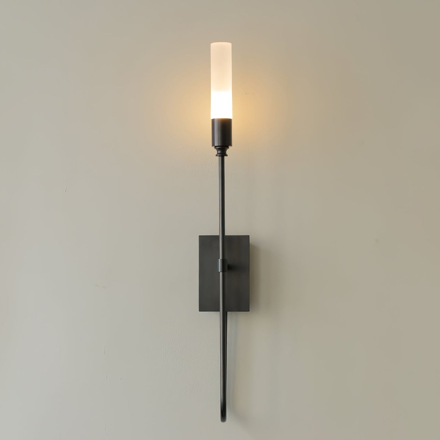 Double Arrow Wall Sconce - Adjustable Lighting & Modern Design