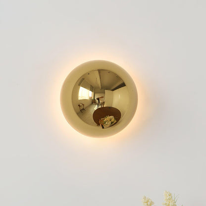Aurum Sphere Wall Sconce - Elegant Design with Adjustable Brightness