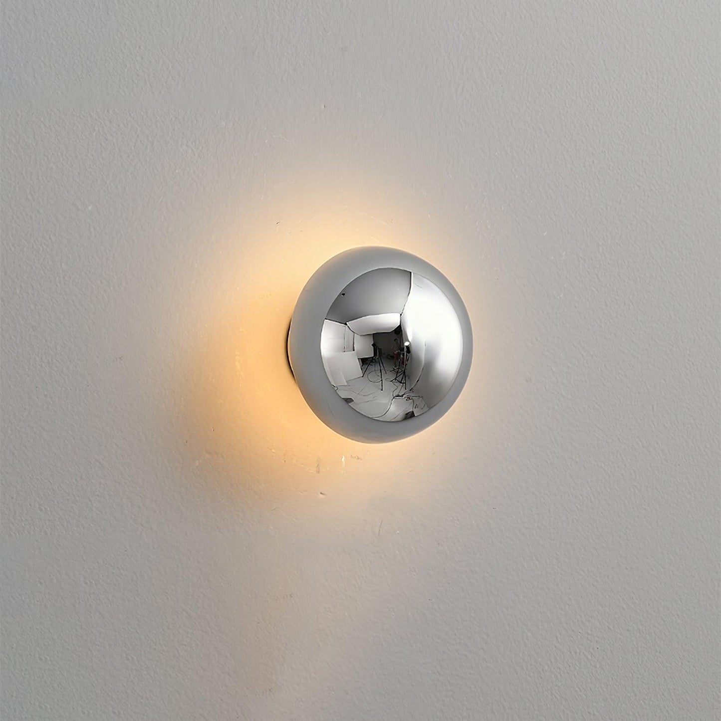 Aurum Sphere Wall Sconce - Elegant Design with Adjustable Brightness
