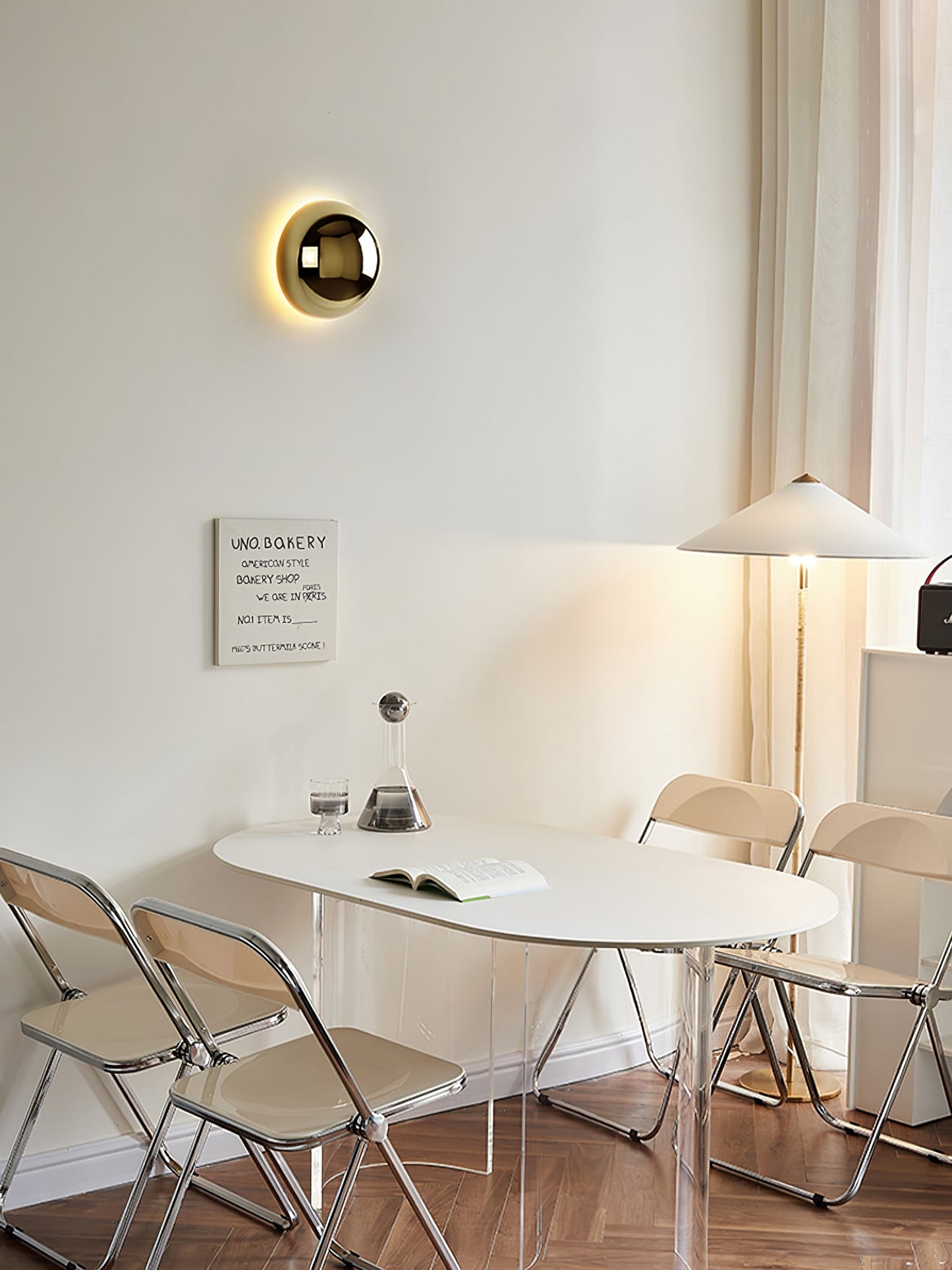 Aurum Sphere Wall Sconce - Elegant Design with Adjustable Brightness