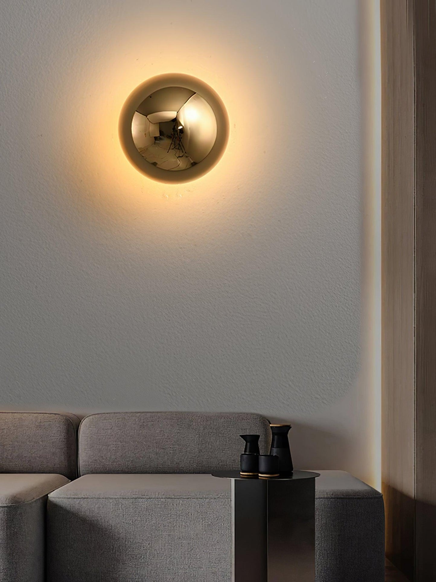 Aurum Sphere Wall Sconce - Elegant Design with Adjustable Brightness