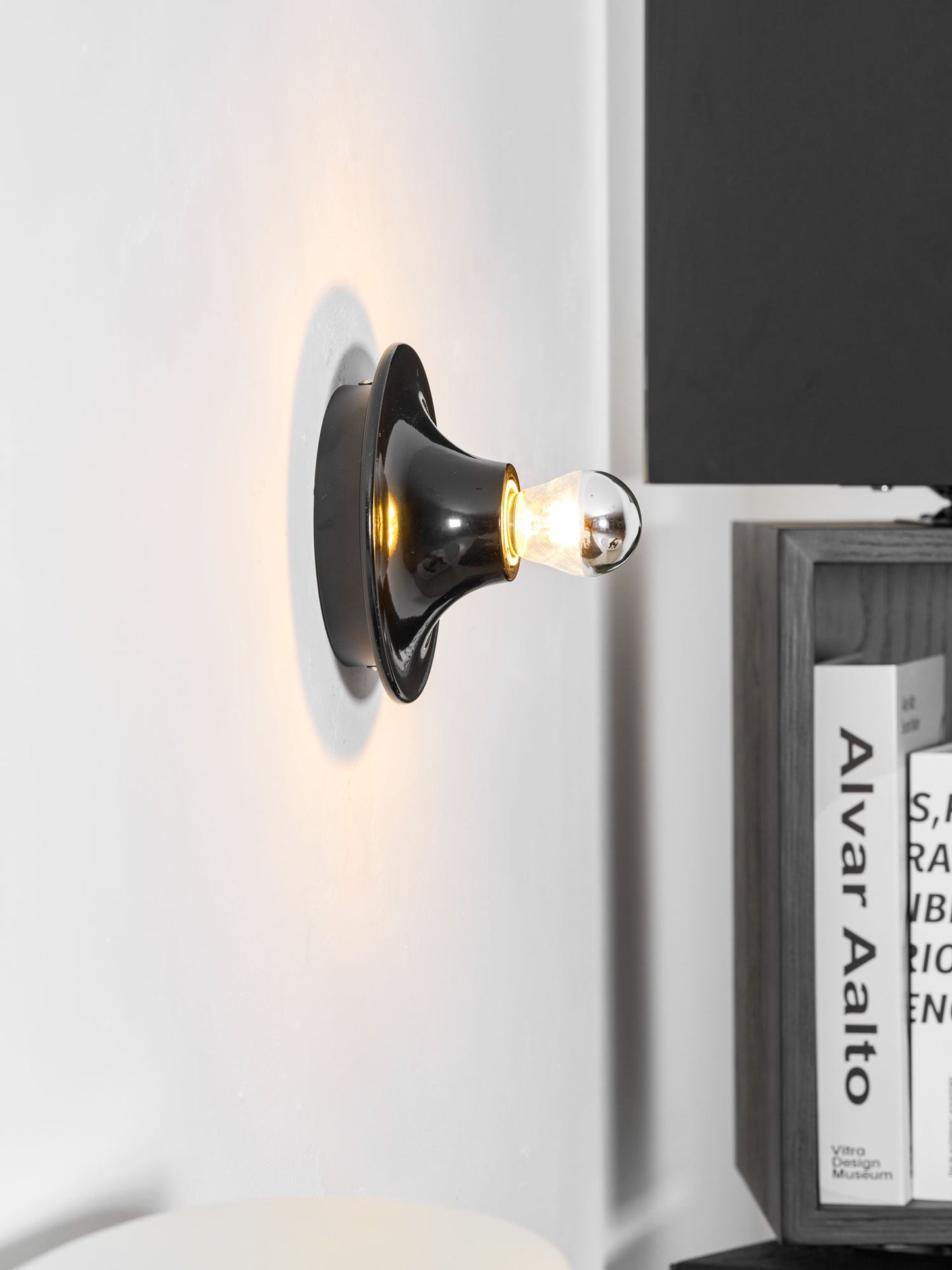 Eclipta Wall Sconce - Adjustable Lighting & Modern Design
