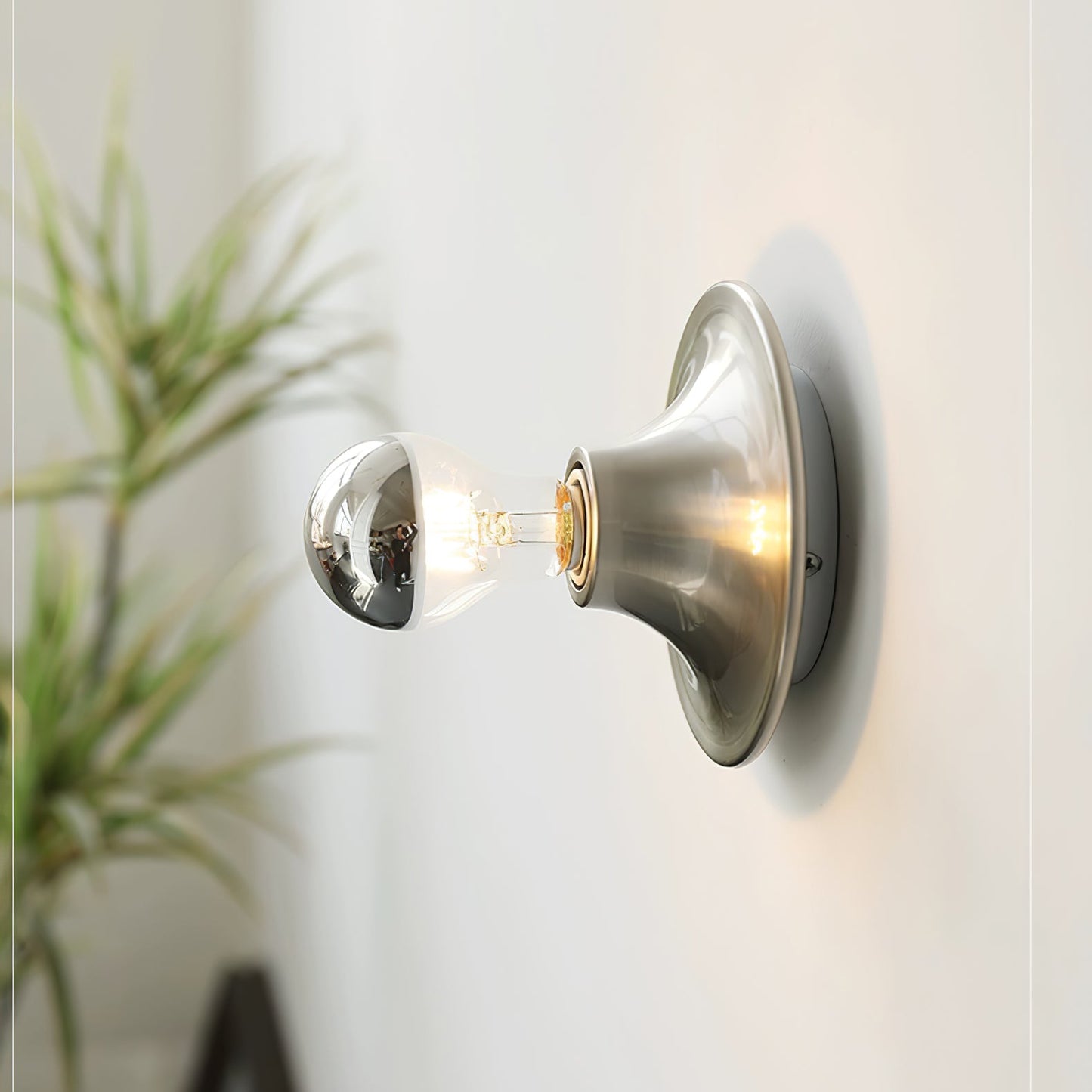 Eclipta Wall Sconce - Adjustable Lighting & Modern Design