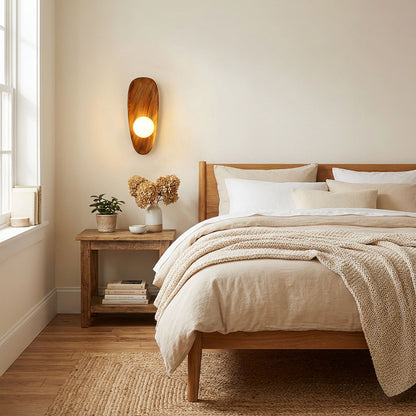 Eivor Wall Lamp - Adjustable Brightness & Modern Design