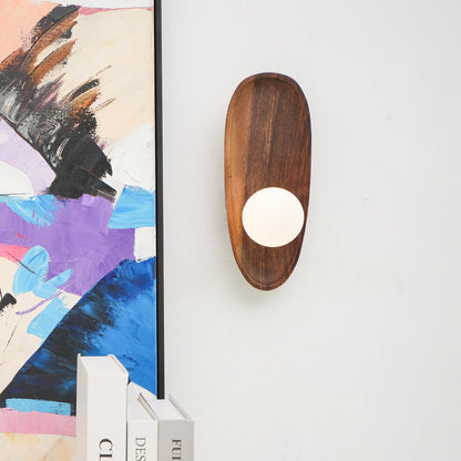 Eivor Wall Lamp - Adjustable Brightness & Modern Design