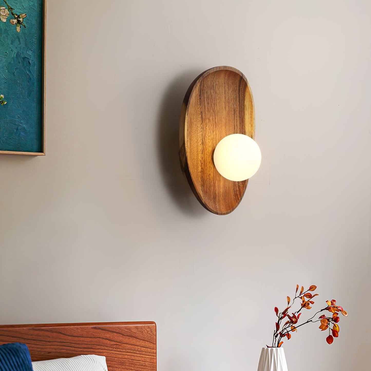 Eivor Wall Lamp - Adjustable Brightness & Modern Design
